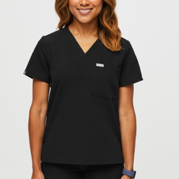 Figs black Catarina one pocket scrub top for women size XS/P like new condition. - Picture 1 of 9